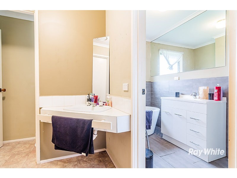 64 Wallace Road, Cranbourne VIC 3977