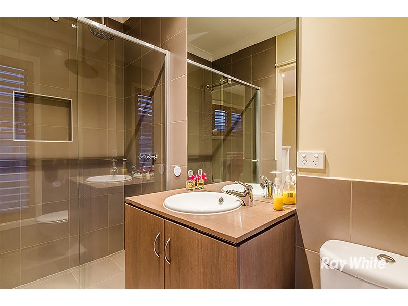 16 Island Circuit, Lyndhurst VIC 3975