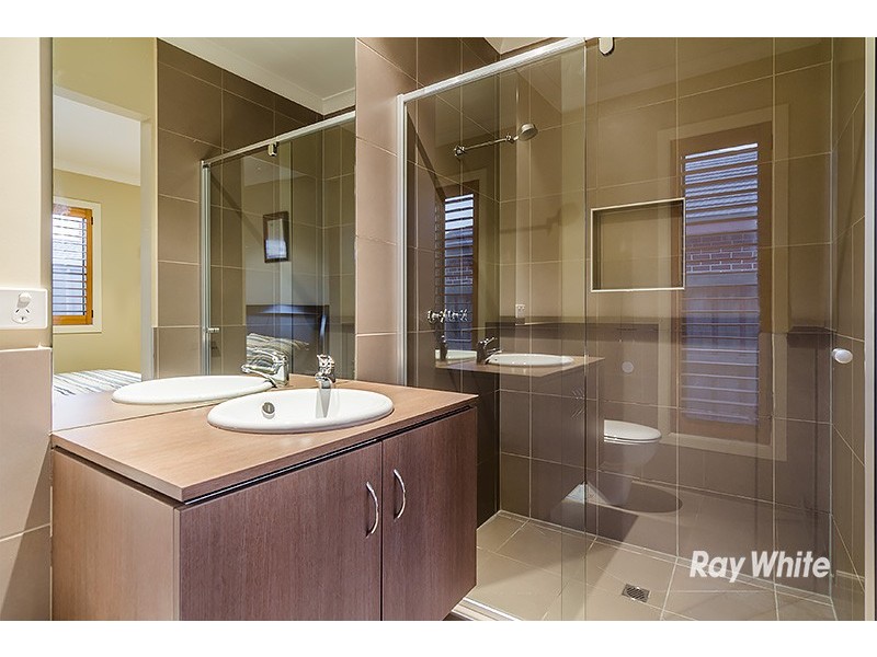 16 Island Circuit, Lyndhurst VIC 3975