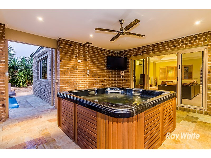 16 Island Circuit, Lyndhurst VIC 3975