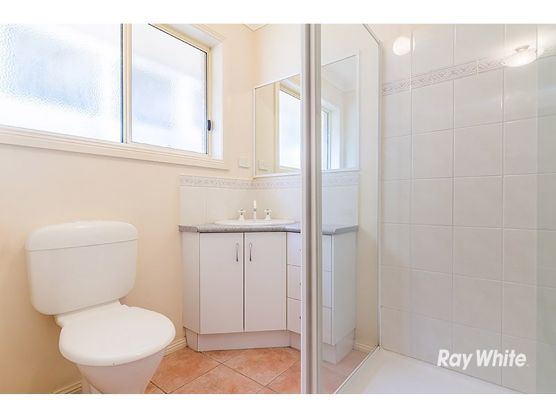 24 Darvell Court, Pakenham VIC 3810