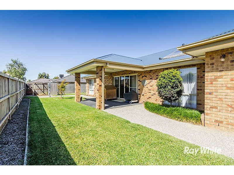 1 Donohue Street, Cranbourne East VIC 3977