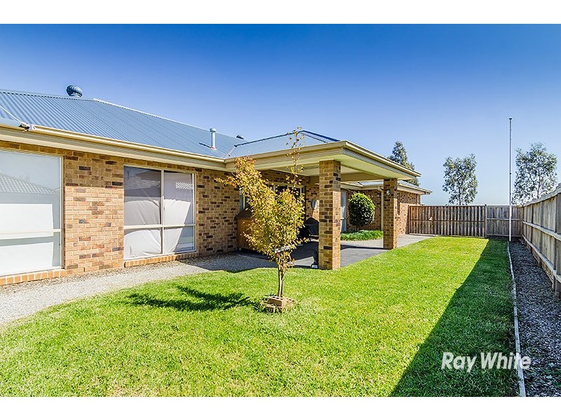 1 Donohue Street, Cranbourne East VIC 3977