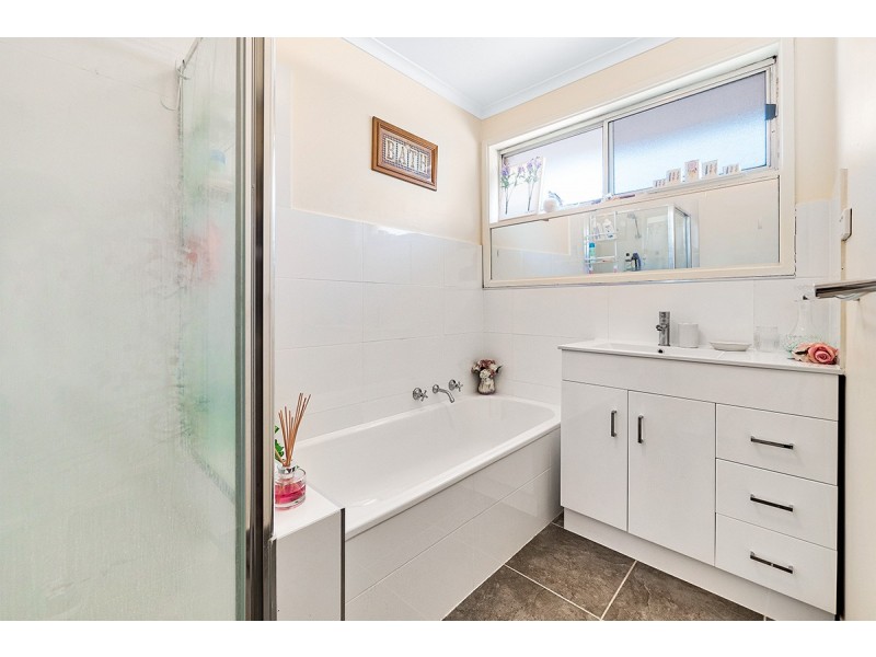 138 Monahans Road, Cranbourne VIC 3977