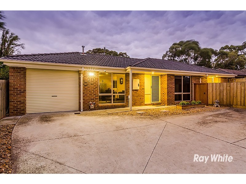 2/123 Fordholm Road, Hampton Park VIC 3976