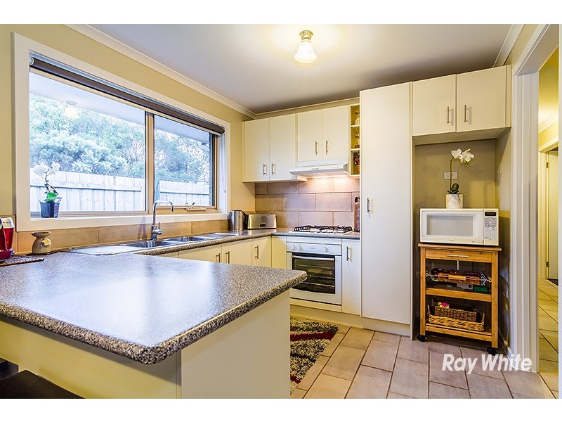 2/123 Fordholm Road, Hampton Park VIC 3976