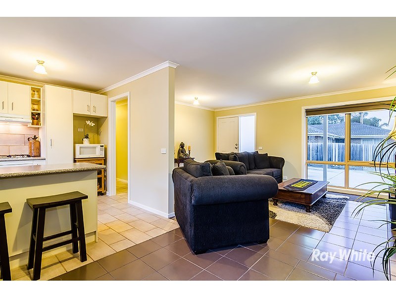 2/123 Fordholm Road, Hampton Park VIC 3976