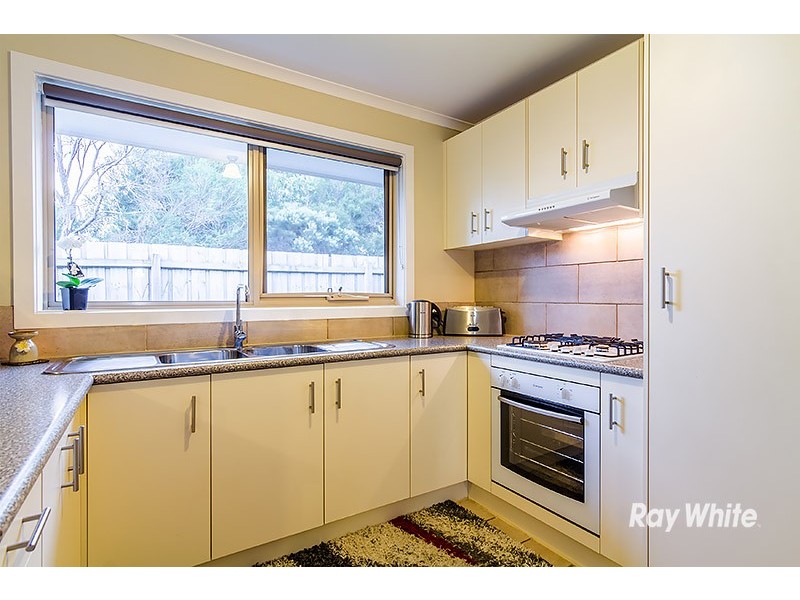 2/123 Fordholm Road, Hampton Park VIC 3976