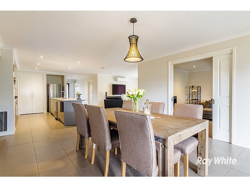 56 Kingdom Drive, Cranbourne VIC 3977