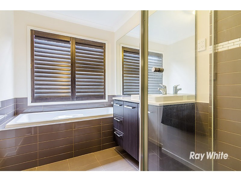 56 Kingdom Drive, Cranbourne VIC 3977