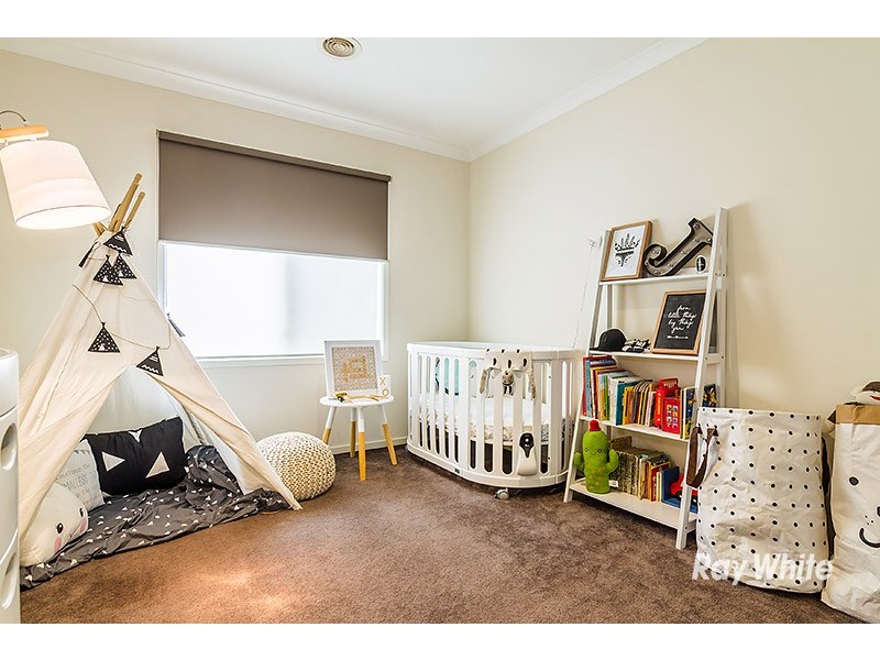 56 Kingdom Drive, Cranbourne VIC 3977