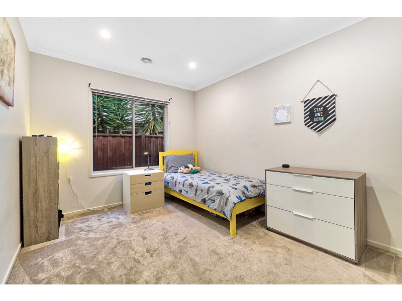 8 Wodalla Place, Lyndhurst VIC 3975