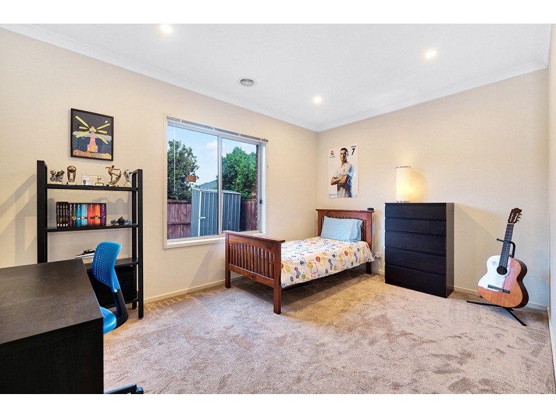 8 Wodalla Place, Lyndhurst VIC 3975