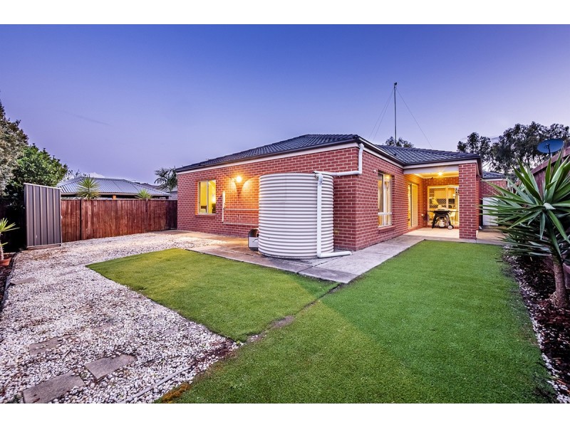 8 Wodalla Place, Lyndhurst VIC 3975