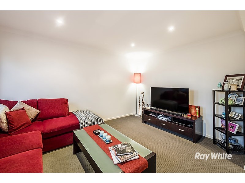 14 Nokota Lane, Clyde North VIC 3978