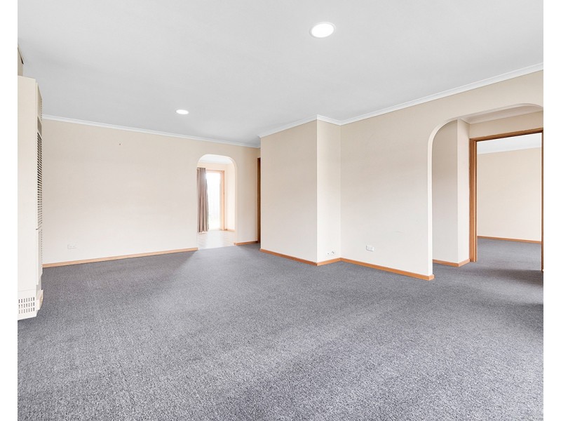 4/7-9 Tucker Street, Cranbourne VIC 3977