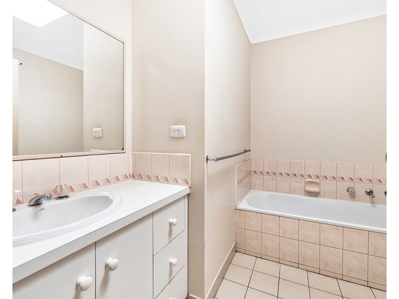 4/7-9 Tucker Street, Cranbourne VIC 3977