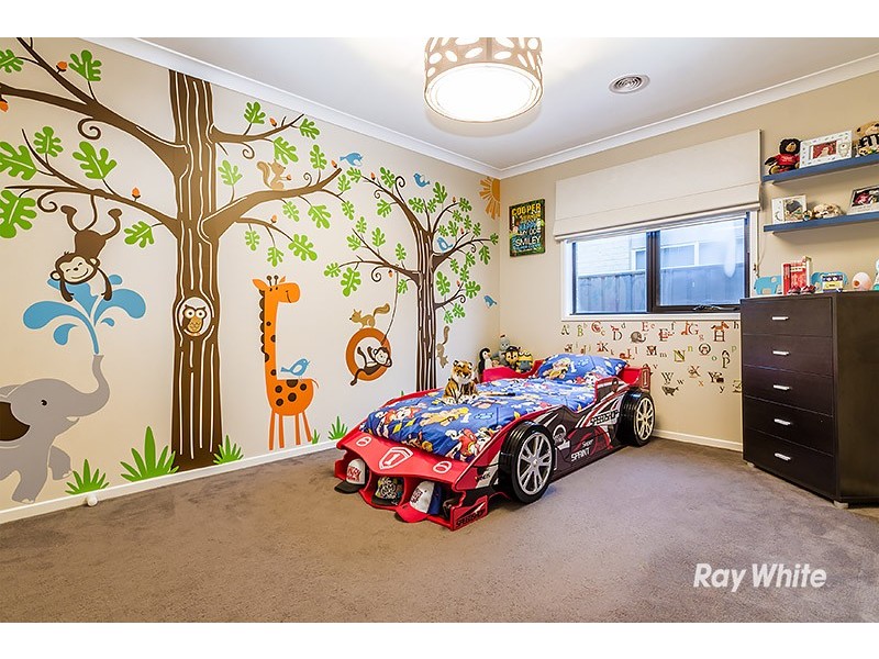 10 Pandora Drive, Cranbourne West VIC 3977