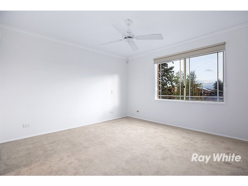 71 Courtenay Avenue, Cranbourne North VIC 3977