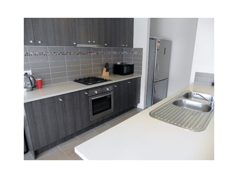 49 Statesman Circuit, Cranbourne East VIC 3977