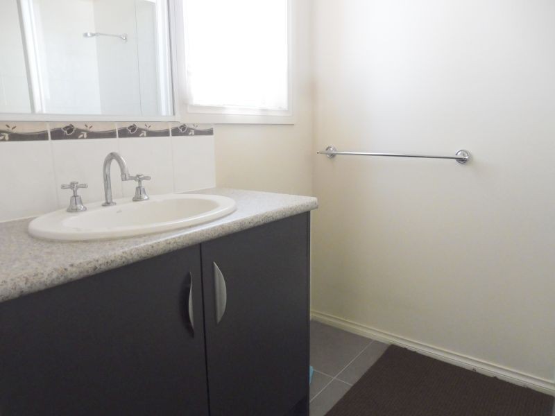 21 Kulkami Way, Cranbourne West VIC 3977