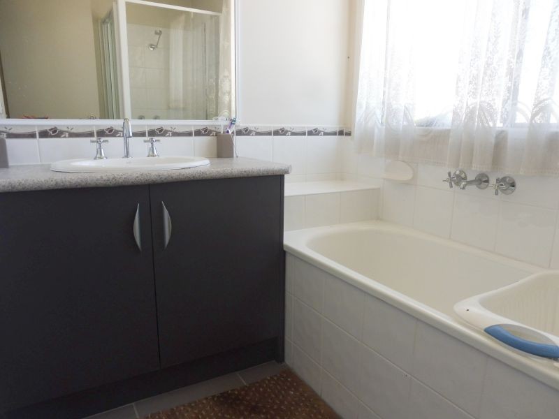 21 Kulkami Way, Cranbourne West VIC 3977