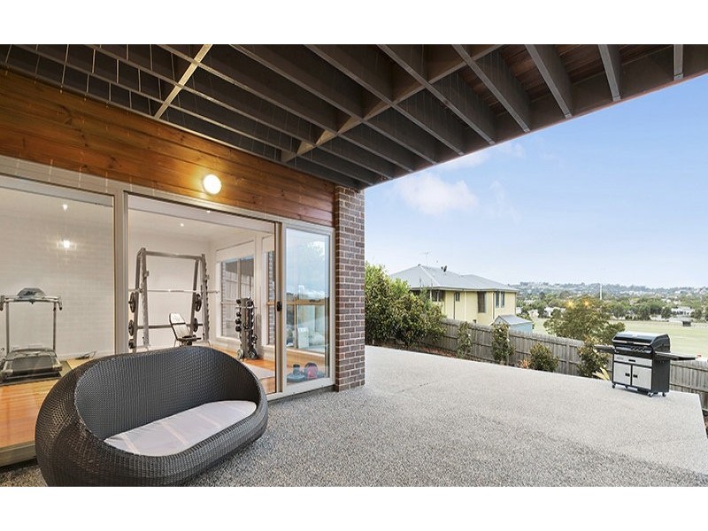 16 Cherry Tree Lane, Narre Warren VIC 3805