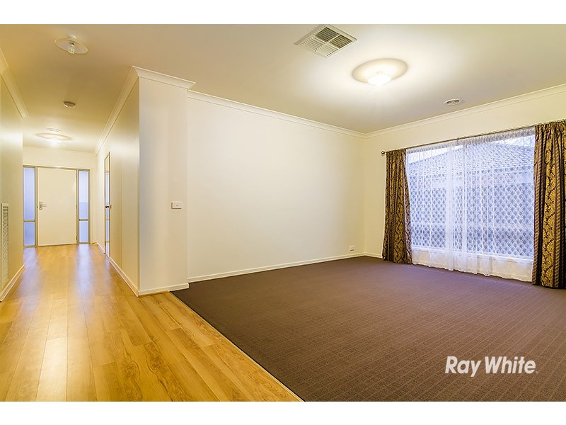 46 Connewara Crescent, Clyde North VIC 3978