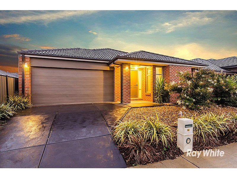 46 Connewara Crescent, Clyde North VIC 3978
