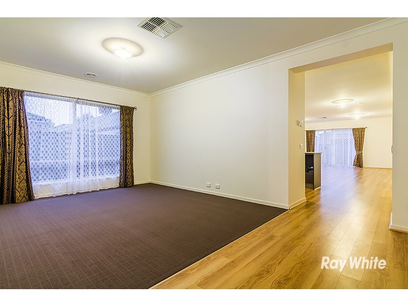 46 Connewara Crescent, Clyde North VIC 3978