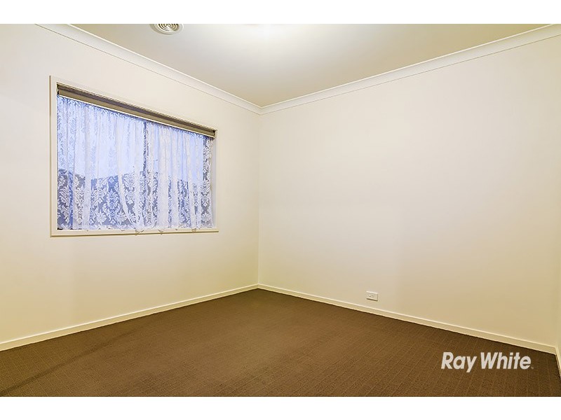 46 Connewara Crescent, Clyde North VIC 3978