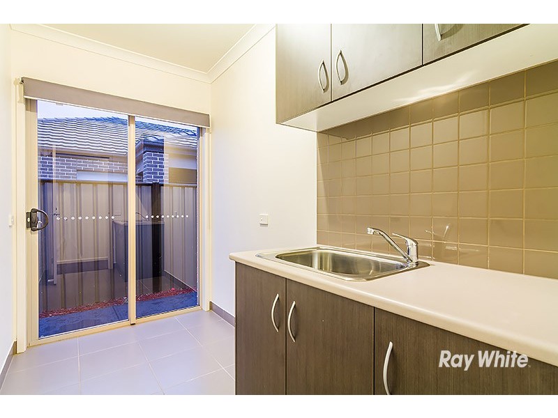 46 Connewara Crescent, Clyde North VIC 3978