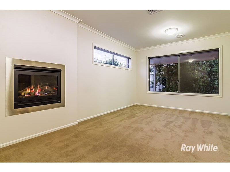 19 Mundaring Drive, Cranbourne VIC 3977