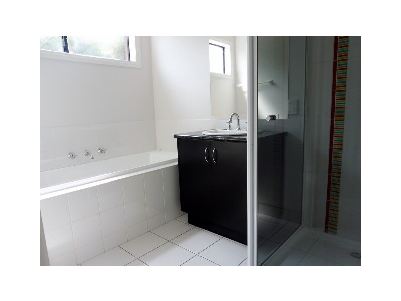 2 Raisell Road, Cranbourne West VIC 3977