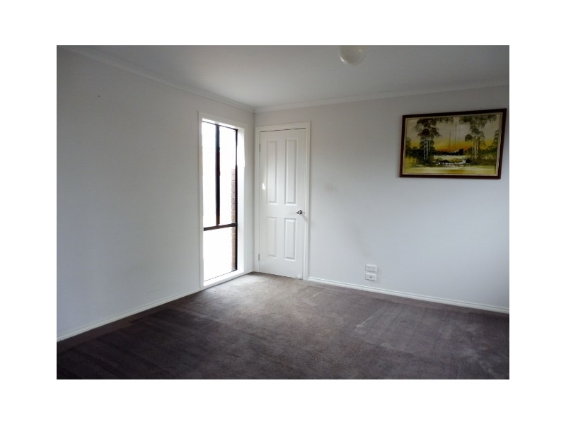 2 Raisell Road, Cranbourne West VIC 3977