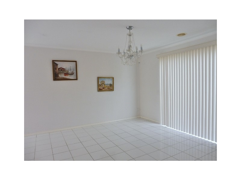 2 Raisell Road, Cranbourne West VIC 3977