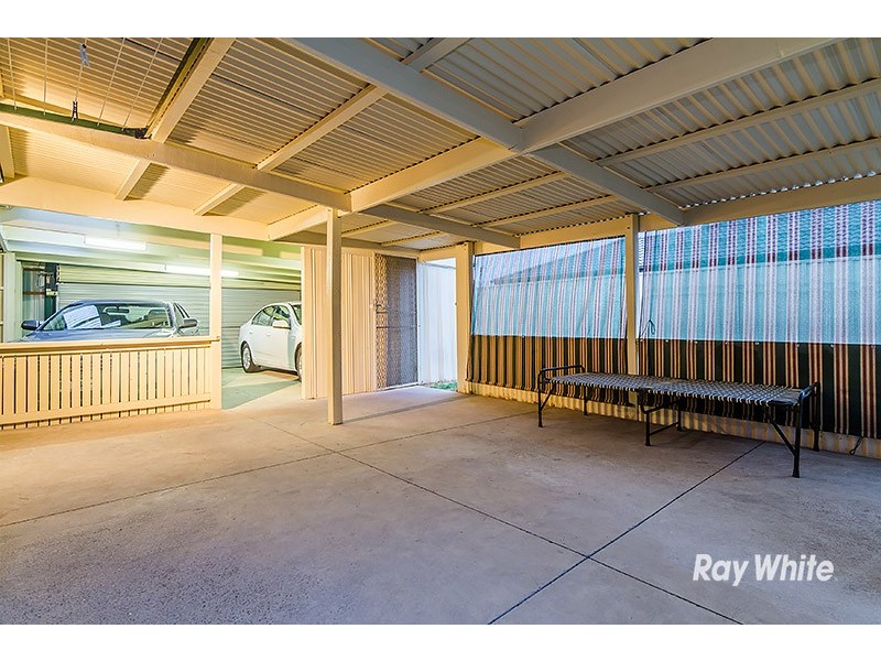 44 Lawless Drive, Cranbourne North VIC 3977