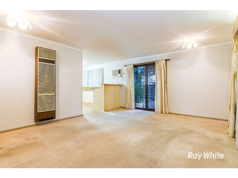 1/27 Bowen Street, Cranbourne VIC 3977