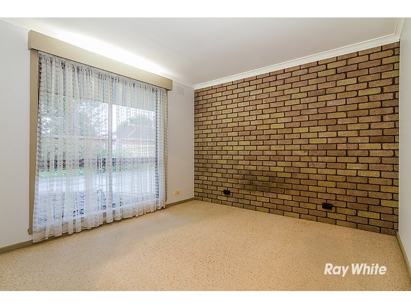 1/27 Bowen Street, Cranbourne VIC 3977