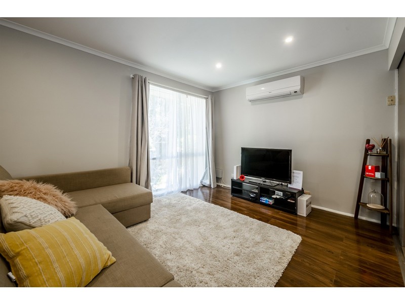 13 Lillian Street, Cranbourne VIC 3977