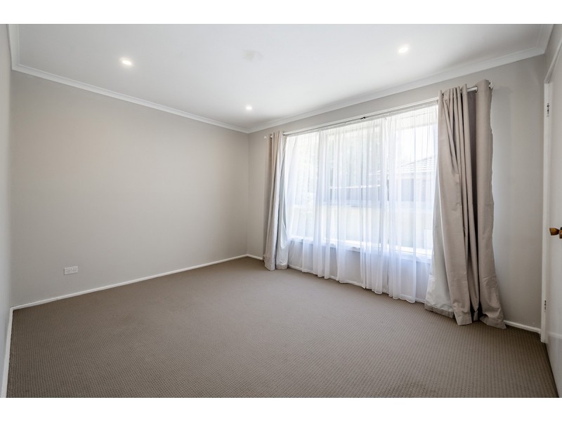 13 Lillian Street, Cranbourne VIC 3977
