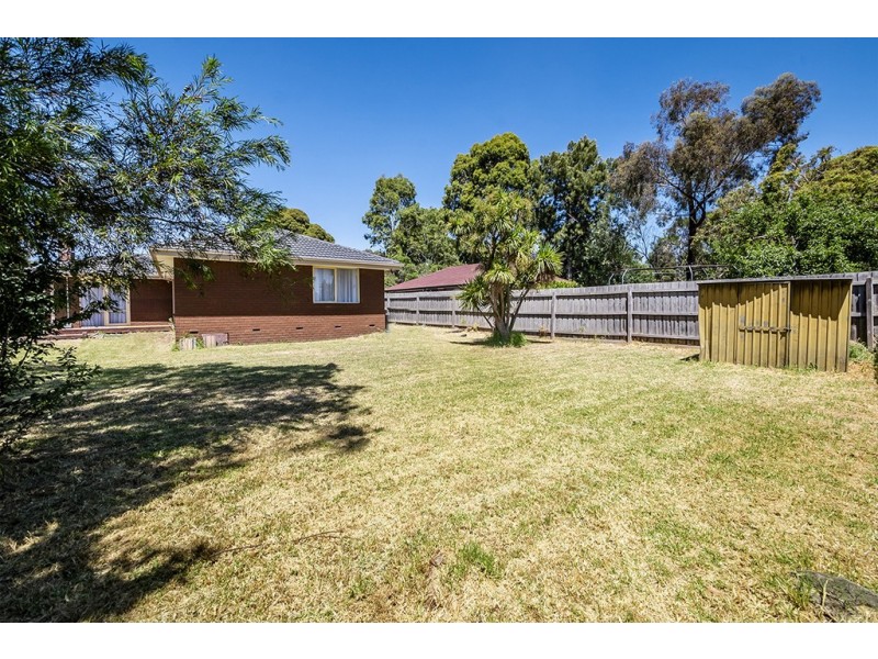 13 Lillian Street, Cranbourne VIC 3977