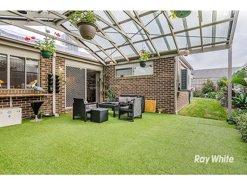 1 Torney Street, Cranbourne East VIC 3977