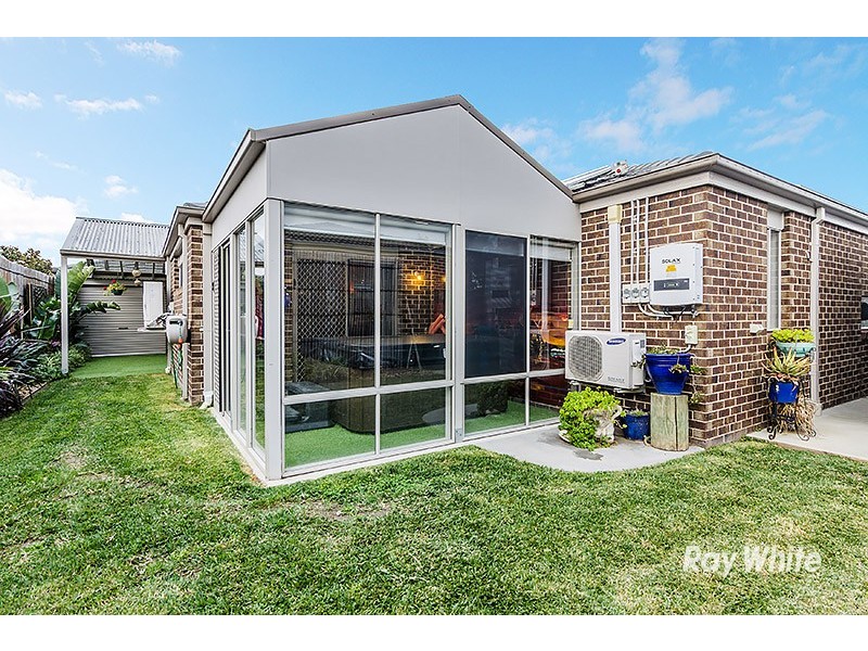 1 Torney Street, Cranbourne East VIC 3977