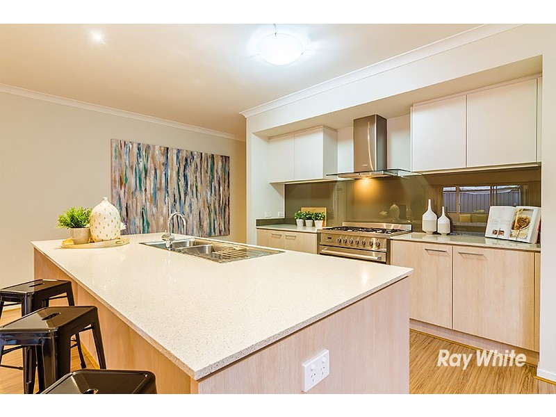 9 Taradale Street, Cranbourne North VIC 3977