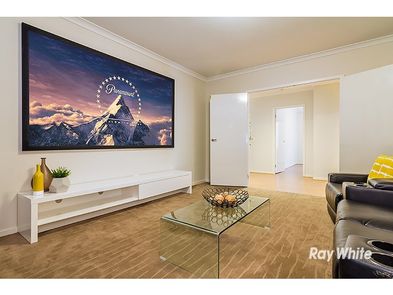 9 Taradale Street, Cranbourne North VIC 3977