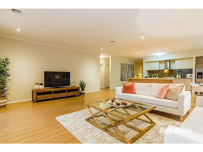 9 Taradale Street, Cranbourne North VIC 3977