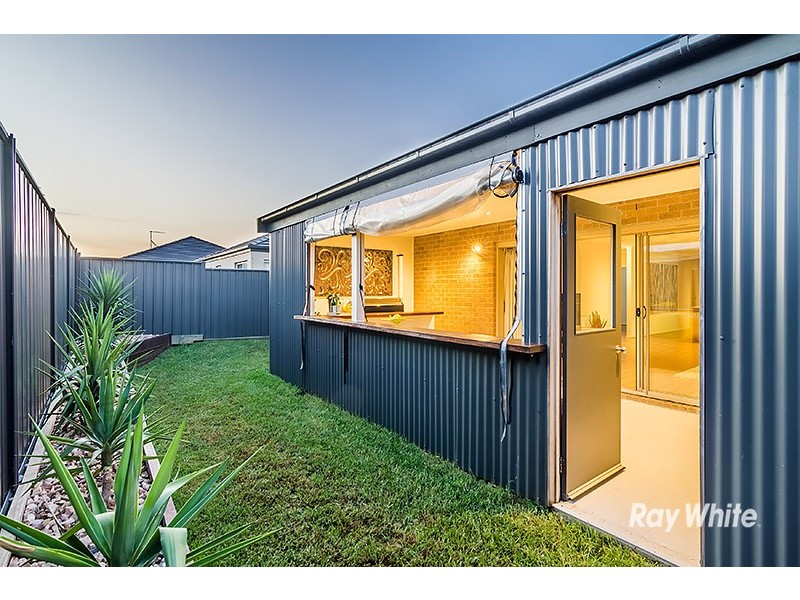 9 Taradale Street, Cranbourne North VIC 3977