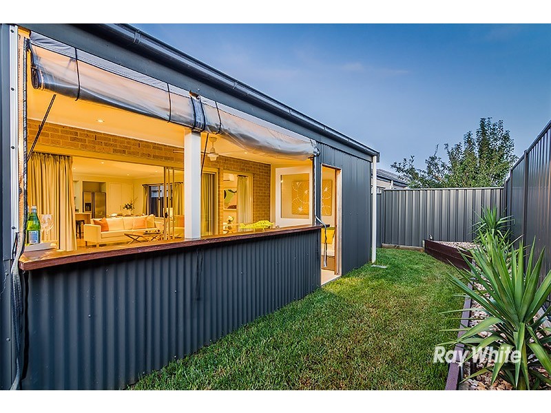 9 Taradale Street, Cranbourne North VIC 3977