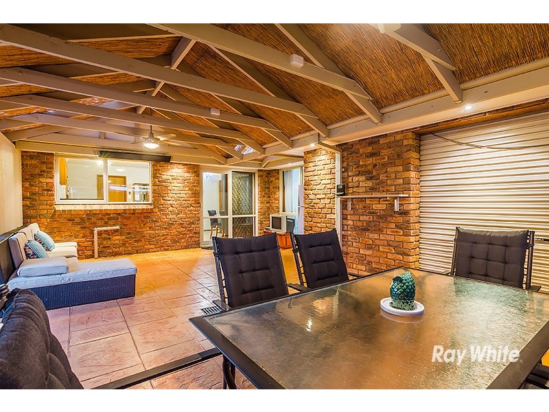 8 Filbert Court, Cranbourne North VIC 3977